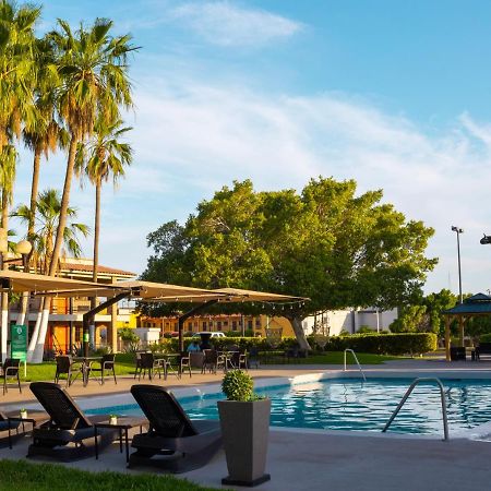 Hotel Colonial Mexicali Extérieur photo